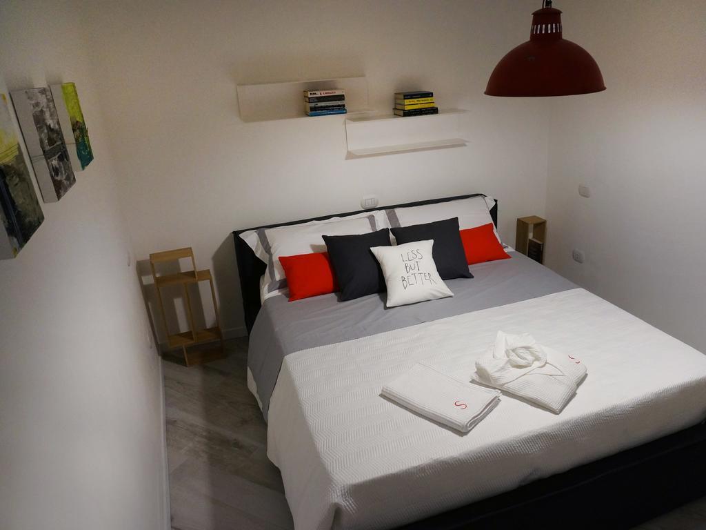Les Suites Di Πάρμα Δωμάτιο φωτογραφία