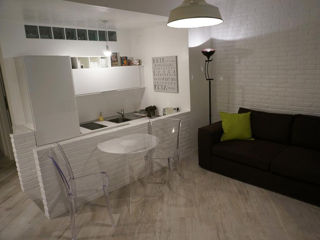 Les Suites Di Πάρμα Δωμάτιο φωτογραφία